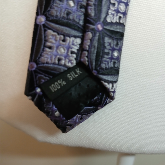 Zianetti Italian Silk Tie Purple Black Geometric Pattern - Picture 6 of 7